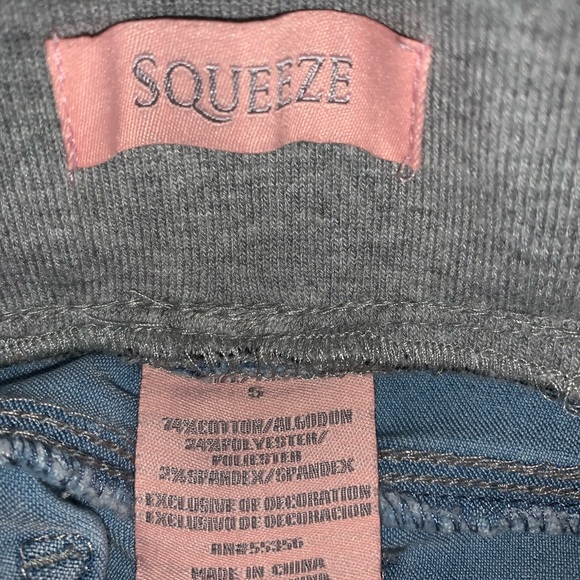 Little girl’s Arizona and Squeeze brand Jeggings - Picture 6 of 6